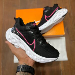 NIKE Zoom X