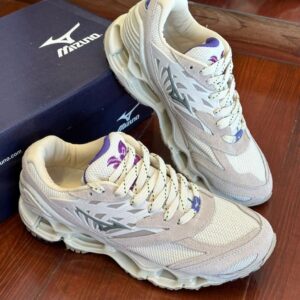 Mizuno Wave Prophecy LS