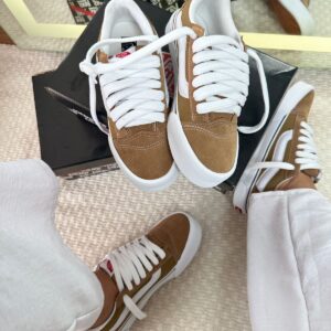 Vans knu