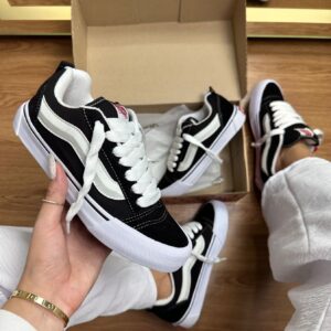 Vans KNU