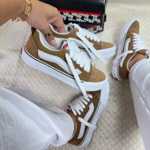 Vans knu