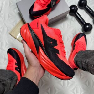 New Balance FuelCell Rebel V5